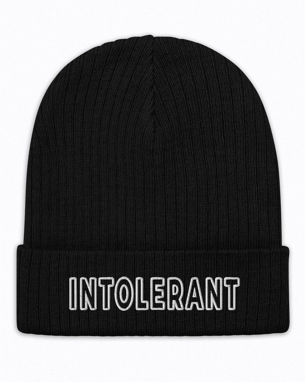 Weitere Nahaufnahme der schwarzen INTOLERANT Beanie – fühlbare Qualität und excellente Verarbeitung.